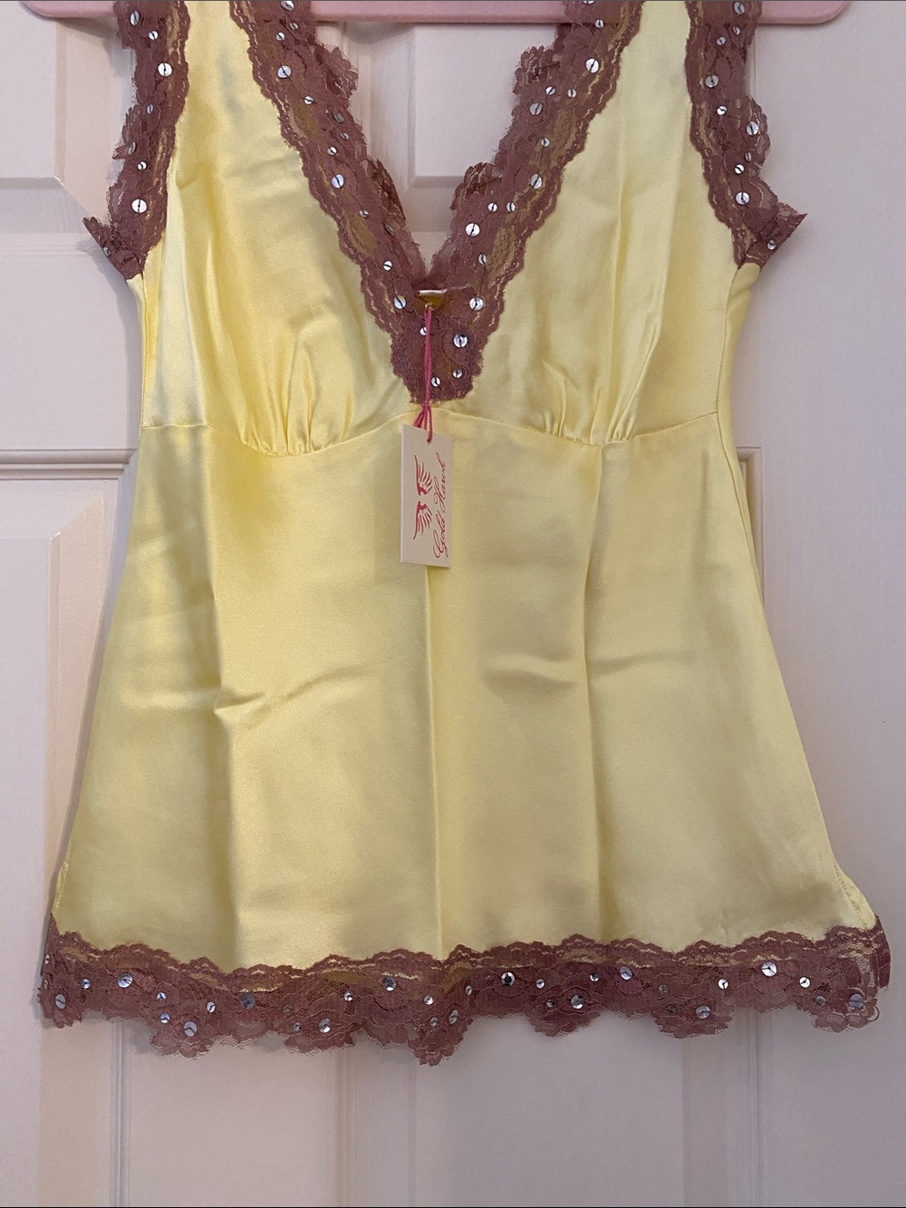 NWT Gold Hawk Sunshine Yellow and Brown Sequin Tank Top - Picture 4 of 9